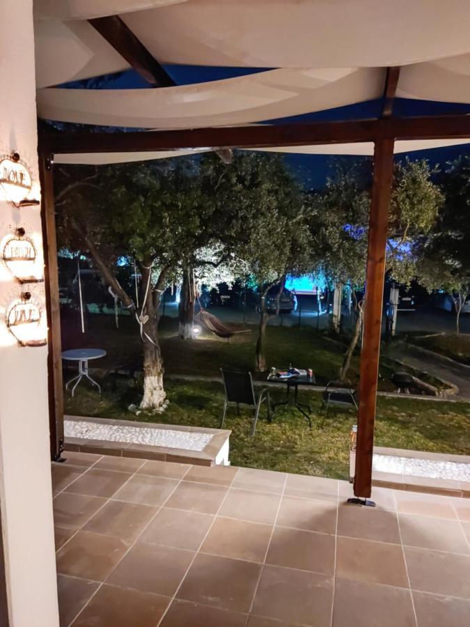 Smaragdi Studios Πευκάρι Εξωτερικό φωτογραφία